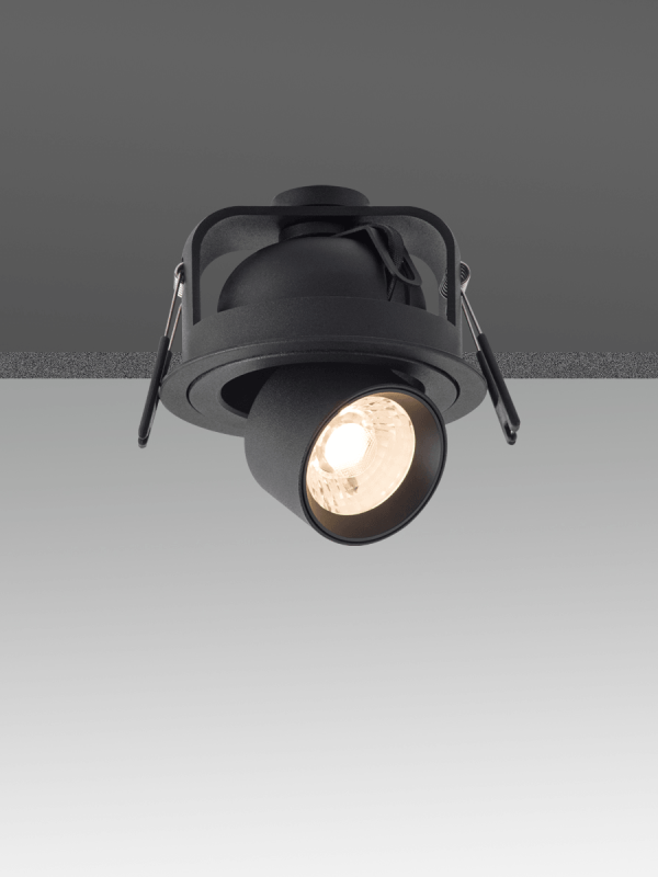 DA8203DR Recessed Adjustable Spotlight