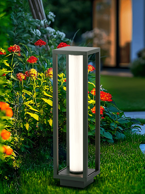 GR0258 Ribbed Outdoor Bollard Light