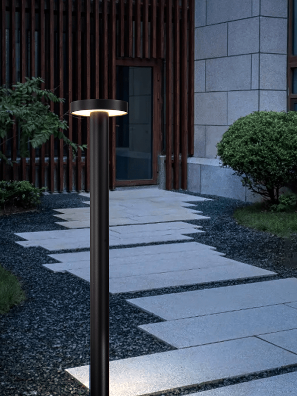 GR0552 Disc-Top Outdoor Bollard Light