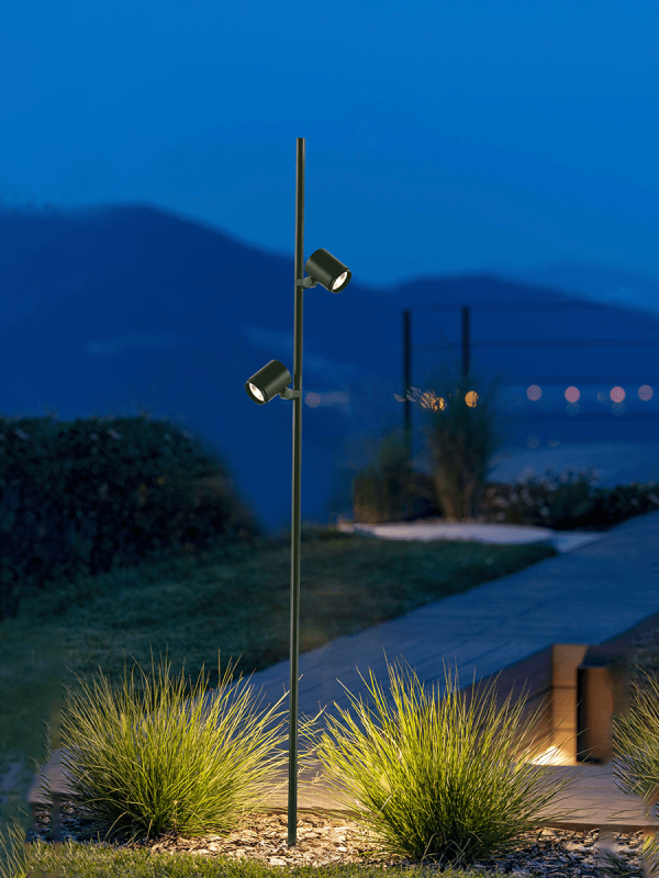 GR0554 Modular Garden Spotlight Post