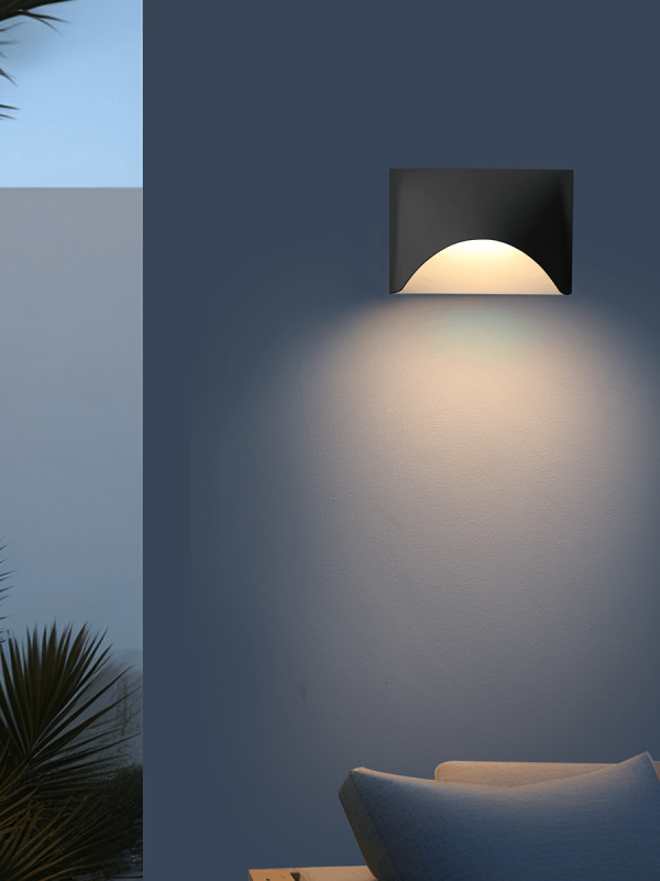 LWA0029 Crescent Outdoor Wall Light